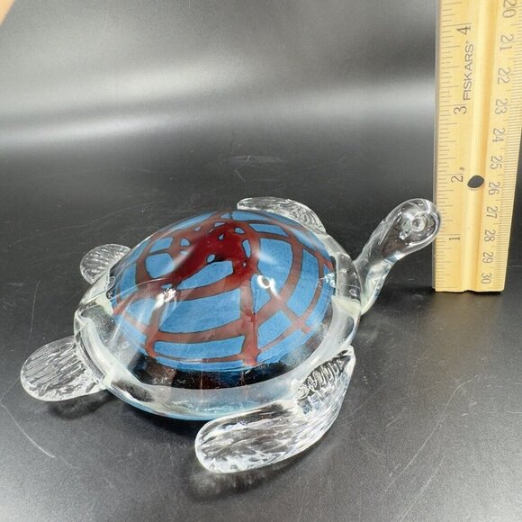 Art Glass Turtle Glass Paperweight Figurine Clear Edges Blue Red Center Glass - Picture 6 of 16
